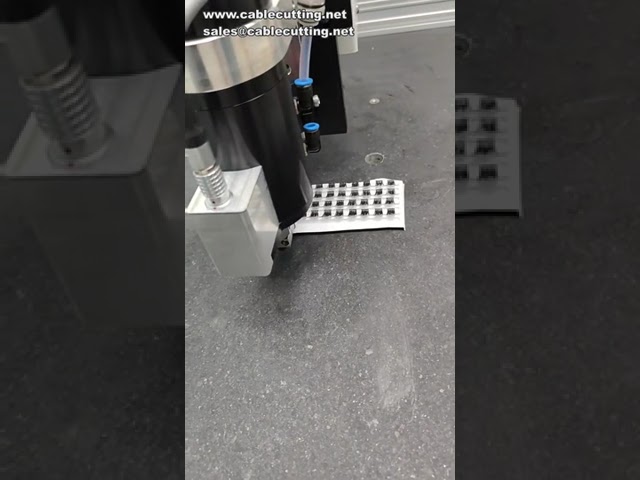 Máquina de adhesivo termofusible PUR para ensamblaje automático de carcasas de tabletas y móviles