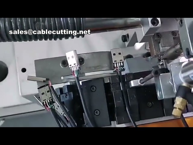 Máquina Automática de Soldadura para Cables USB | Línea de Producción de Fábrica