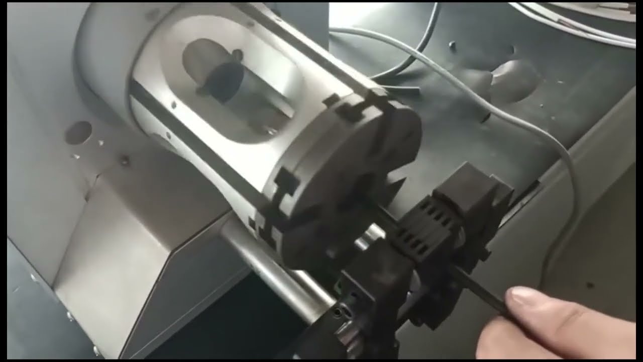Peladora de cables coaxiales computarizada – Máquina de corte y pelado automático