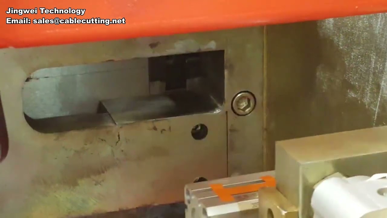 Máquina Automática de Fusión de Cabezas Cónicas para Cable de Acero - Sexta Generación, Diámetro 1.5-2.5
