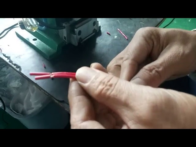 Máquina vertical neumática pelacables 3 - Eficiencia industrial