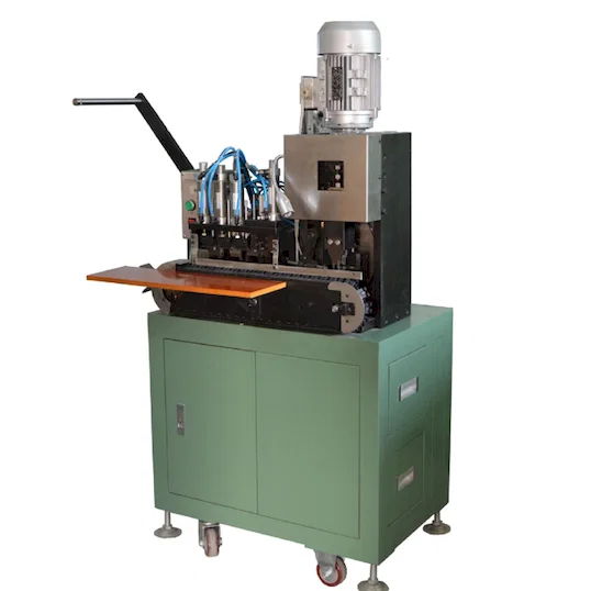 Máquina Automática para Terminales de Conexión Eléctrica WPM-203-E