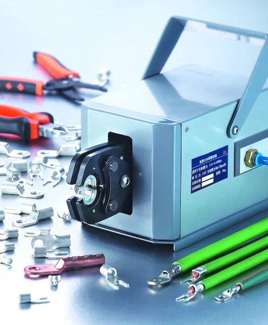 Máquina Engarzadora Neumática de Terminales de Potencia WPM-50L
